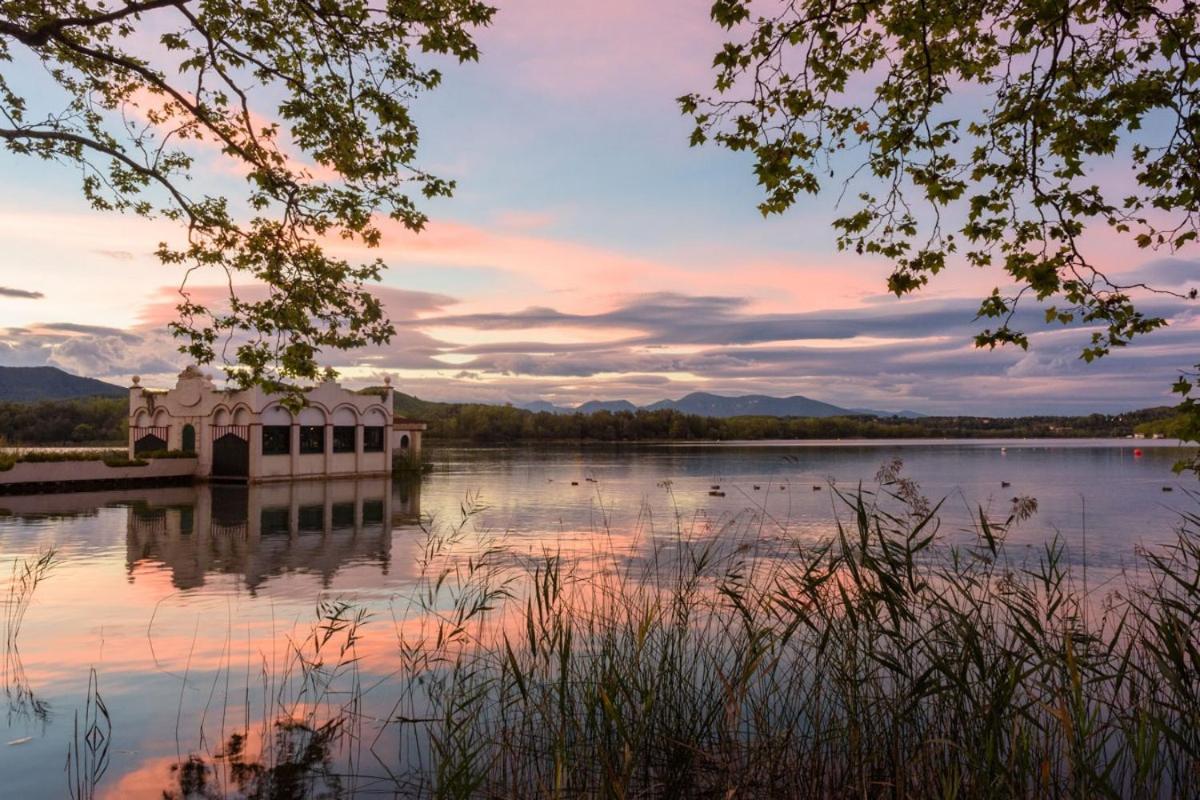Camping Bungalow El Llac De Banyoles Porqueres Buitenkant foto