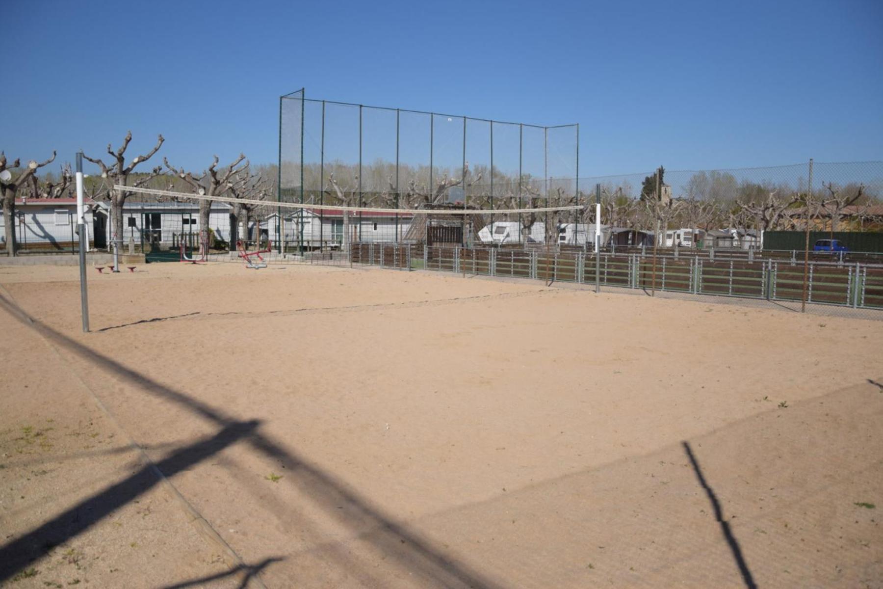 Camping Bungalow El Llac De Banyoles Porqueres Buitenkant foto