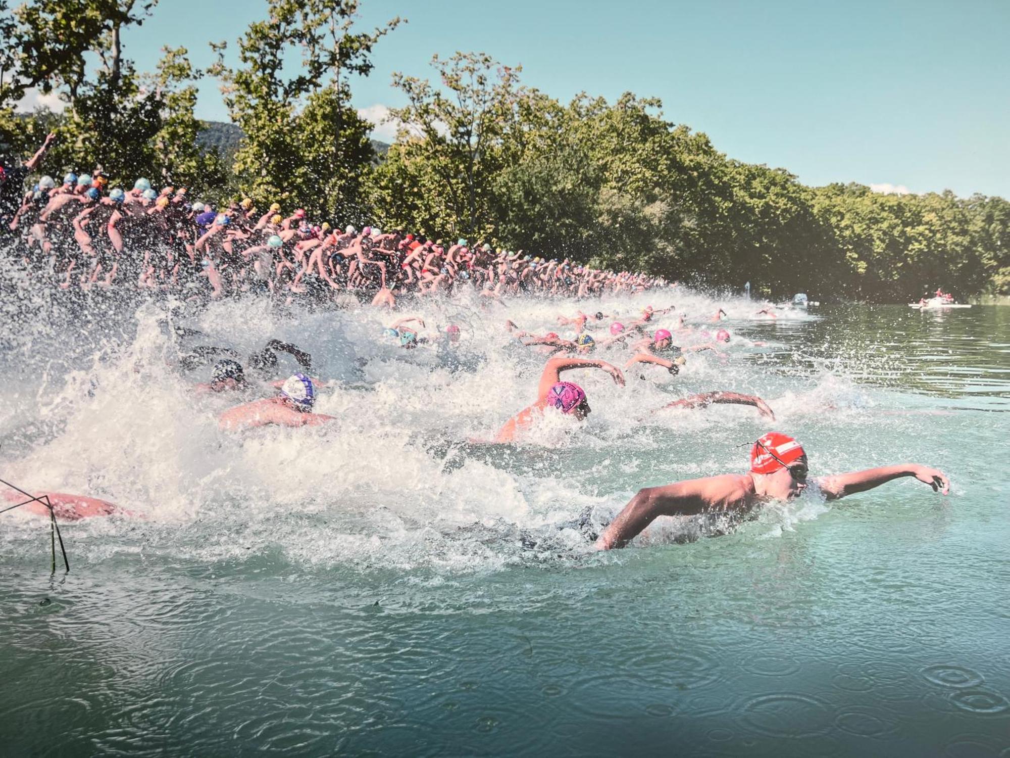 Camping Bungalow El Llac De Banyoles Porqueres Buitenkant foto