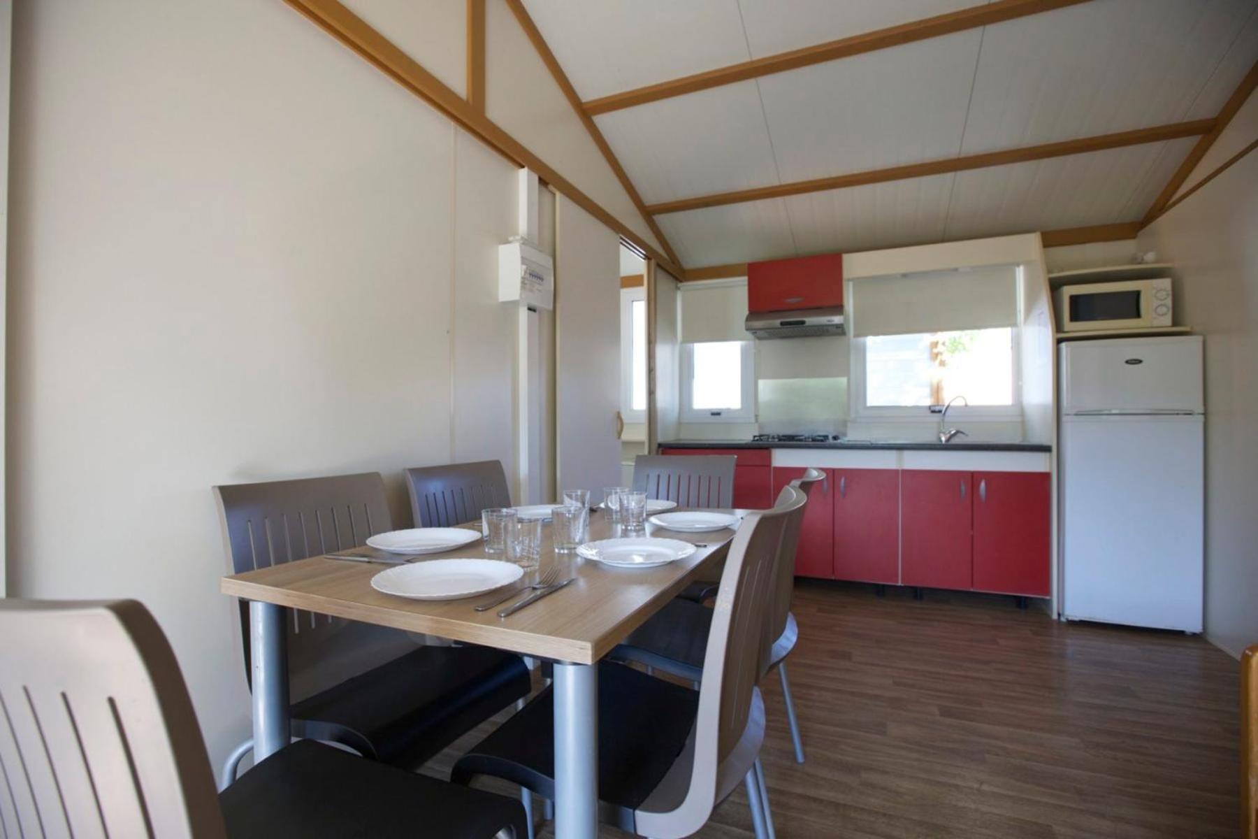 Camping Bungalow El Llac De Banyoles Porqueres Kamer foto